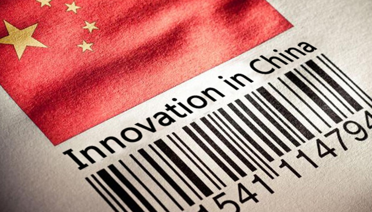 习近平：加强“中国制造2025”与“瑞士工业4.0”的对接